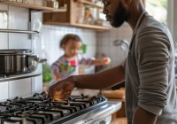 欧曼燃气灶热线服务网传授<家用定时燃气灶正确使用方法详解>